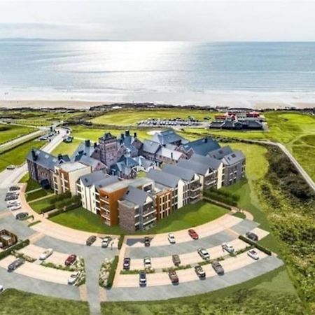 Stunning Sea View Two Bed Two Bathroom Apartment Porthcawl Exterior photo